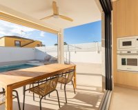 Reventa - Chalet pareado - Torrevieja