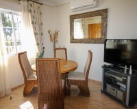 Reventa - Chalet pareado - Villamartín - Villamartin