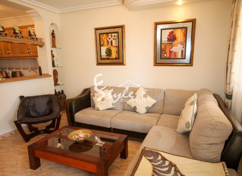 Reventa - Chalet pareado - Villamartín - Villamartin