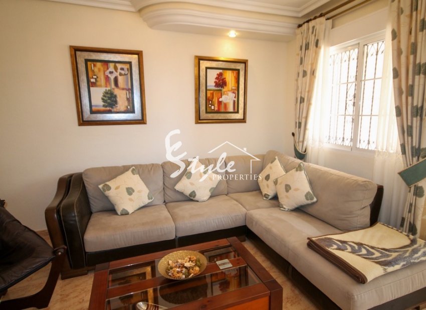 Reventa - Chalet pareado - Villamartín - Villamartin