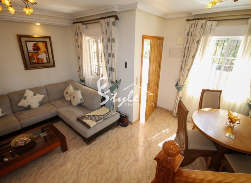 Reventa - Chalet pareado - Villamartín - Villamartin