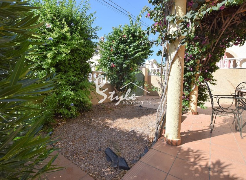 Reventa - Chalet pareado - Villamartín - Villamartin