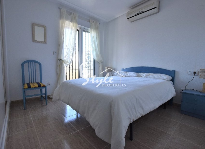 Reventa - Chalet pareado - Villamartín - Villamartin