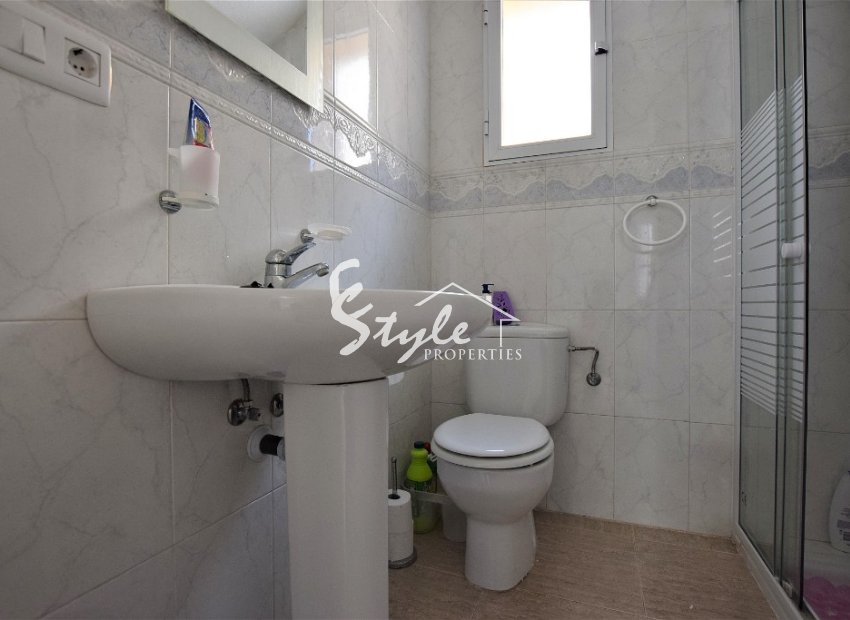 Reventa - Chalet pareado - Villamartín - Villamartin