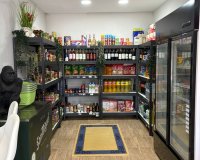 Reventa - Commercial - Torrevieja - Puerto