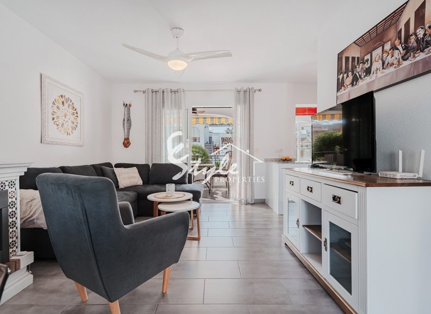 Reventa - Duplex - Villamartin - Res. Las Filipinas