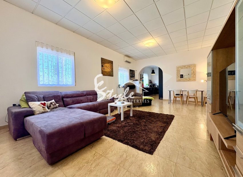 Reventa - Finca - Alicante - Dolores
