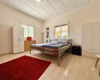 Reventa - Finca - Alicante - Dolores
