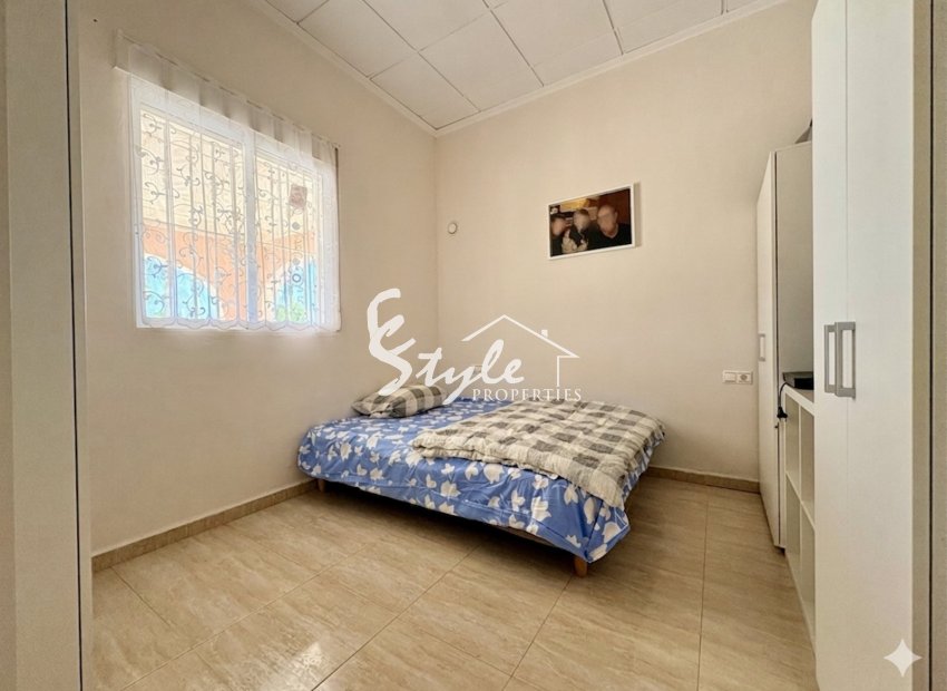 Reventa - Finca - Alicante - Dolores