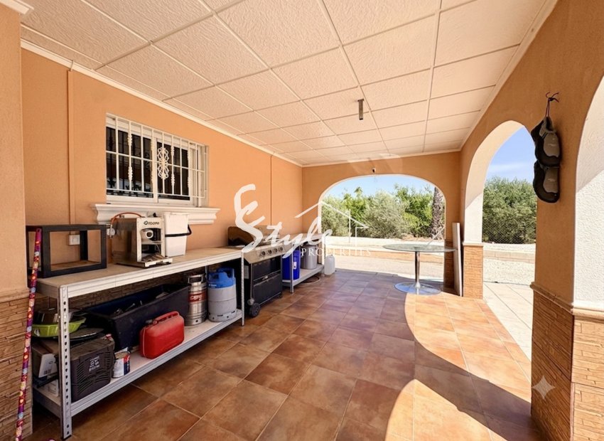 Reventa - Finca - Alicante - Dolores