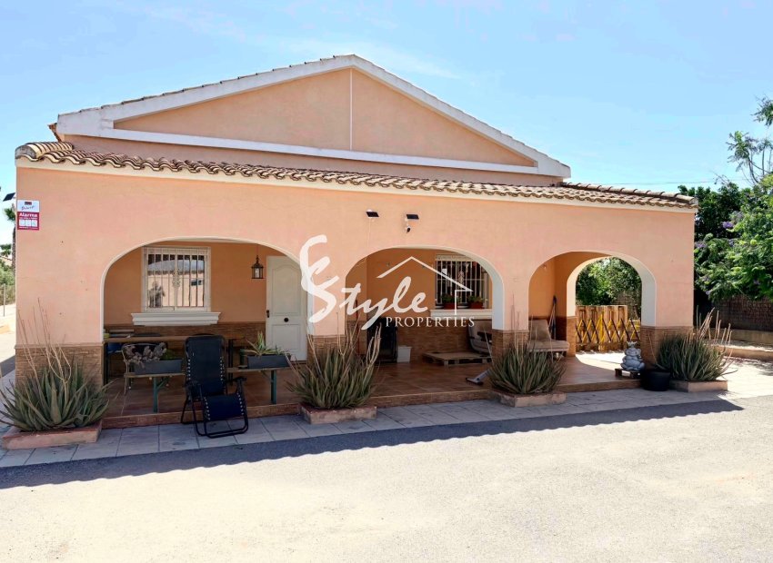 Reventa - Finca - Alicante - Dolores