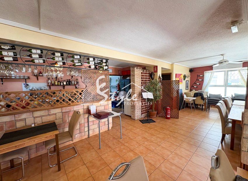 Reventa - Local comercial - Torrevieja - La Veleta