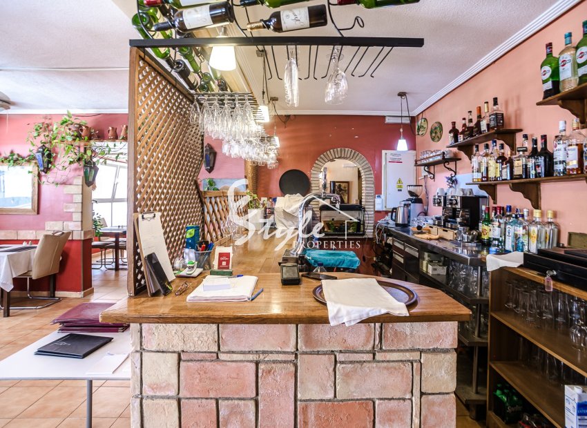 Reventa - Local comercial - Torrevieja - La Veleta