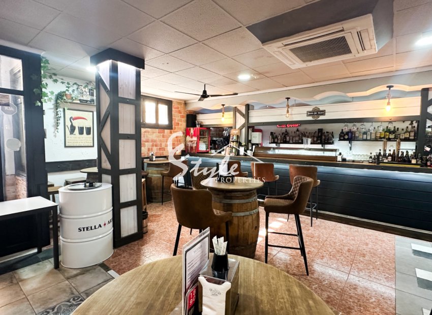 Reventa - Local comercial - Torrevieja - Nueva Torrevieja - Aguas Nuevas