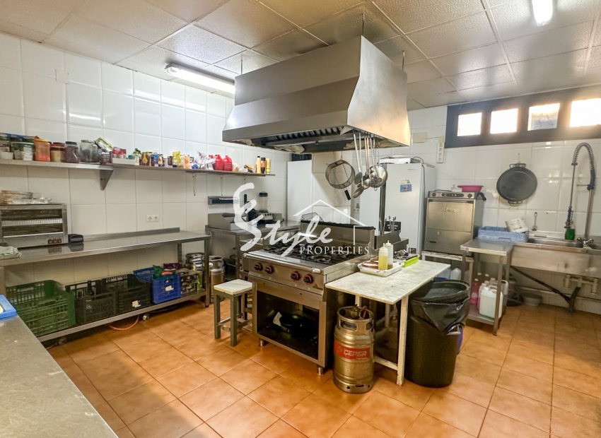 Reventa - Local comercial - Torrevieja - Nueva Torrevieja - Aguas Nuevas
