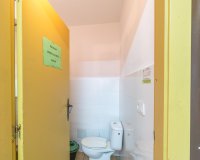 Reventa - Local comercial - Torrevieja - Paseo maritimo
