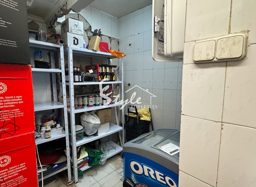 Reventa - Local comercial - Torrevieja - Playa del Cura