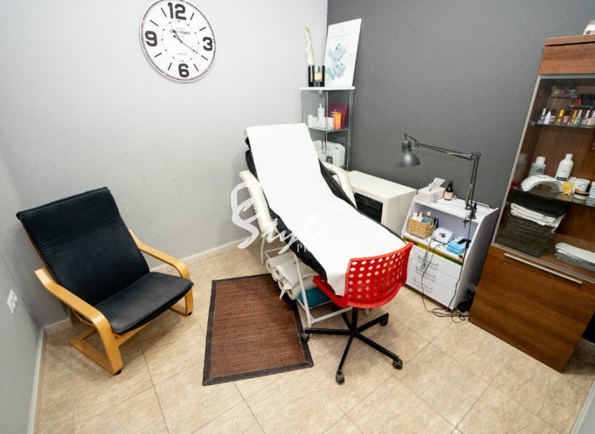 Reventa - Local comercial - Torrevieja