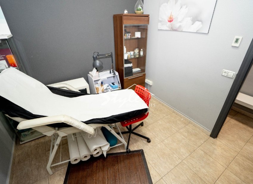 Reventa - Local comercial - Torrevieja