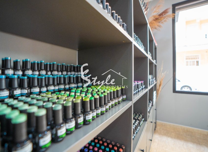 Reventa - Local comercial - Torrevieja