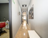 Reventa - Local comercial - Torrevieja
