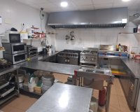Reventa - Local comercial - Villamartín - Orihuela Costa
