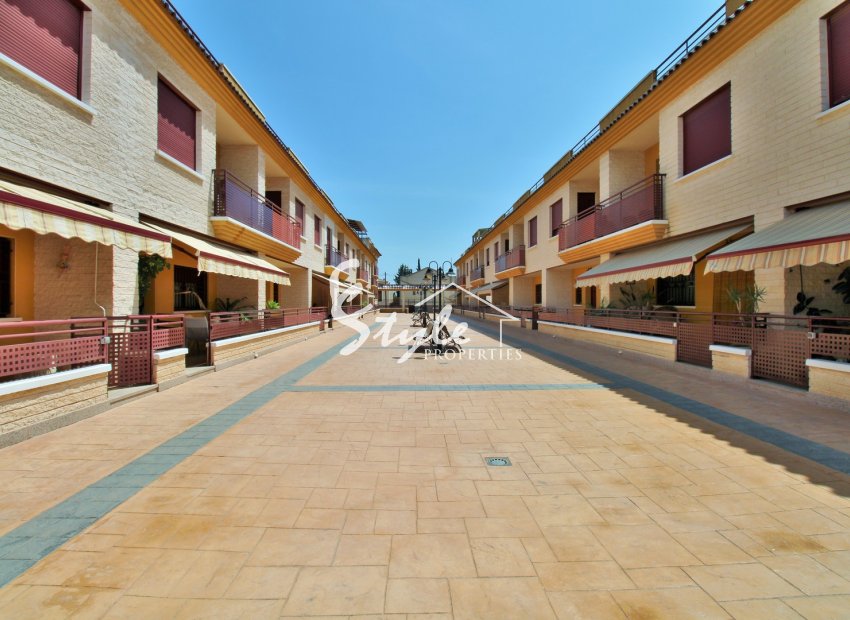 Reventa - Semi - Detached Villa - Orihuela - Los Desamparados