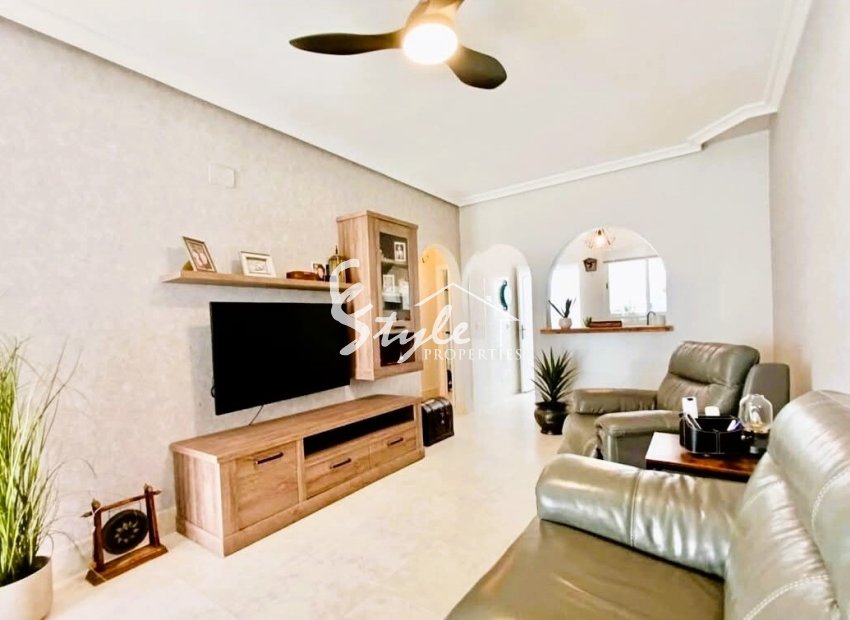 Reventa - Semi-Detached Villa - Villamartin - Costa Blanca