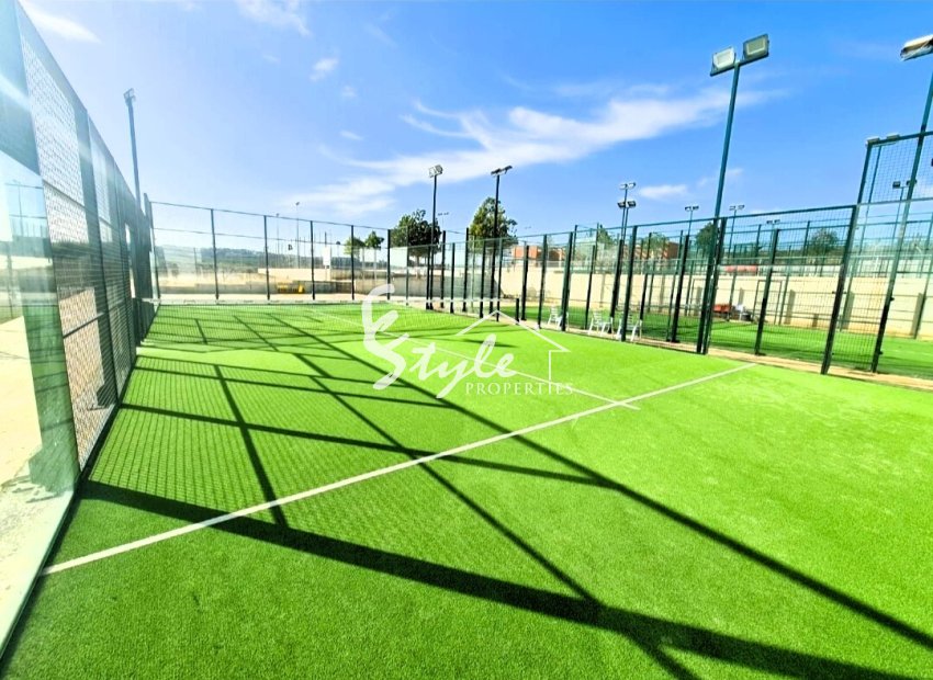 Reventa - Semi-Detached Villa - Villamartin - Costa Blanca