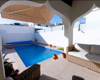 Reventa - Semi-Detached Villa - Villamartin, Orihuela Costa - Costa Blanca