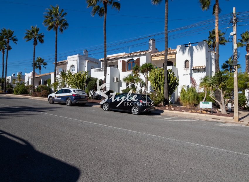 Reventa - Semi - Detached Villa - Villamartin, Orihuela Costa - Fortuna