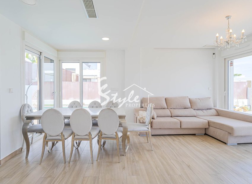 Reventa - Semi-Detached Villa - Vistabella Golf