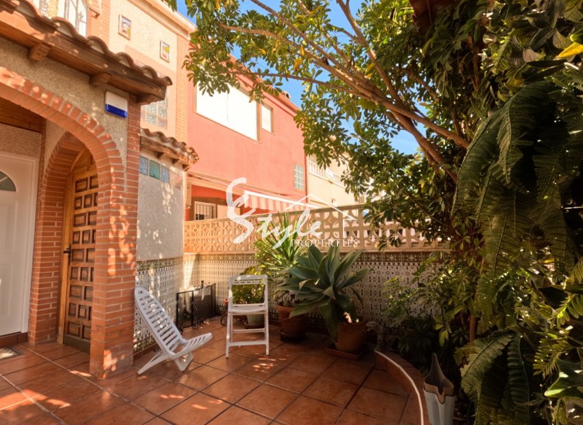 Reventa - Terraced house / Townhouse - Torrevieja  - El Acequión - Los Náufragos