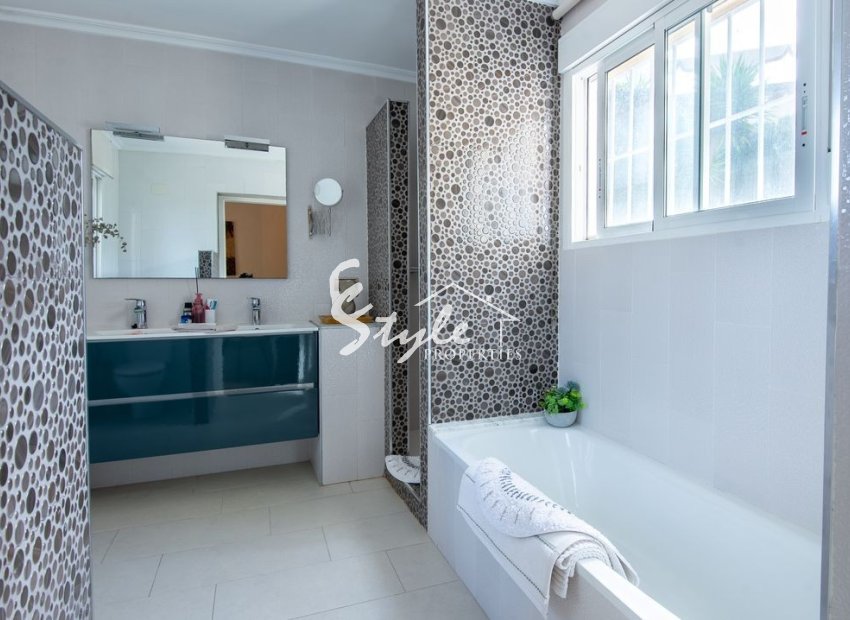 Reventa - Villa - Algorfa (montemar) - Algorfa