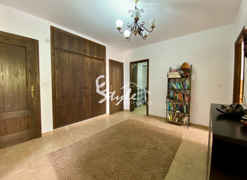 Reventa - Villa - Algorfa (montemar) - Lomas De La Juliana