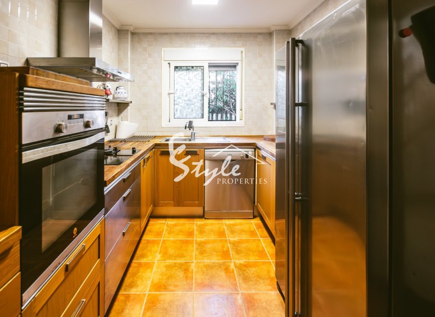 Reventa - Villa - Benferri