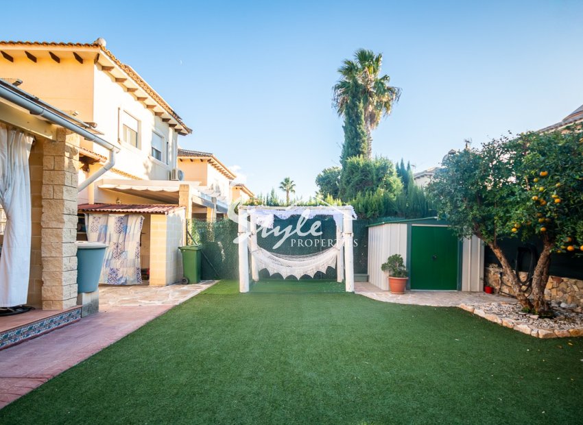 Reventa - Villa - Benferri