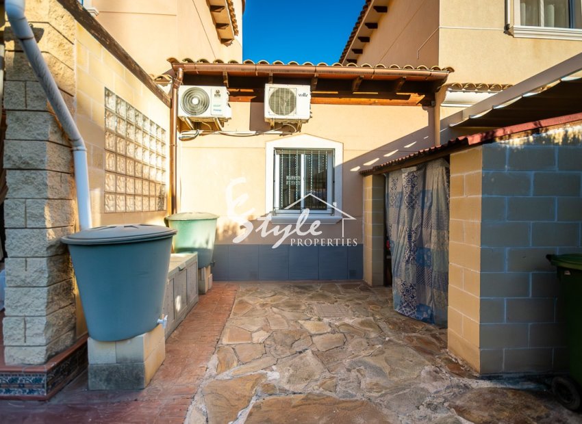 Reventa - Villa - Benferri