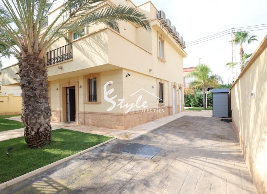 Reventa - Villa - Cabo Roig
