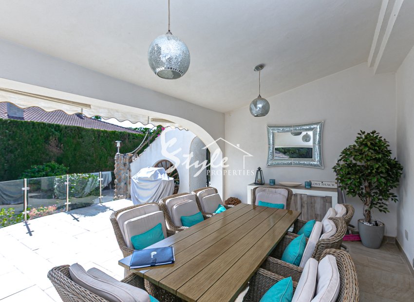 Reventa - Villa - Campoamor - Lomas de Don Juan