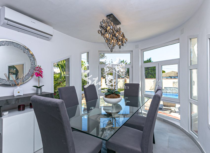 Reventa - Villa - Campoamor - Lomas de Don Juan