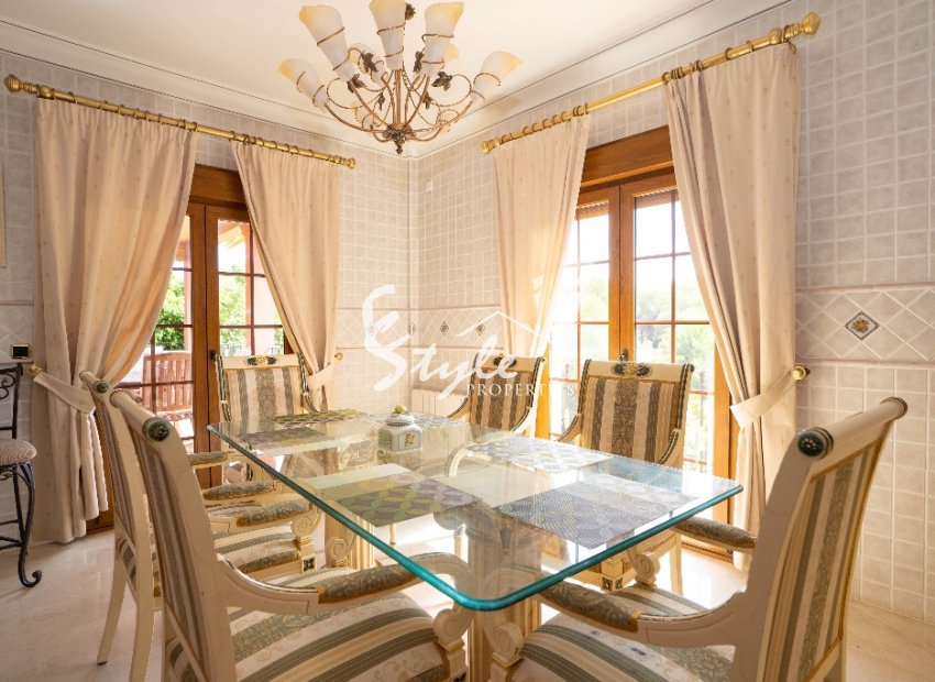 Reventa - Villa - Campoamor