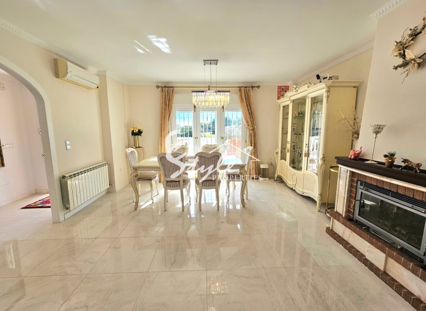 Reventa - Villa - Campoamor