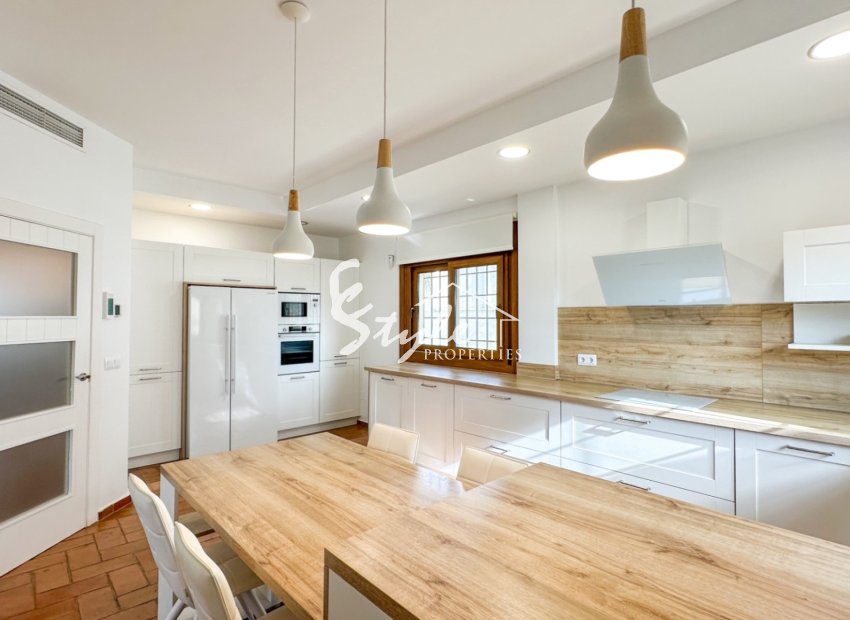 Reventa - Villa - Campoamor