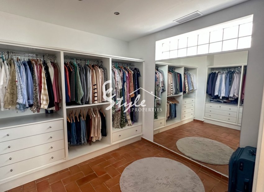 Reventa - Villa - Campoamor