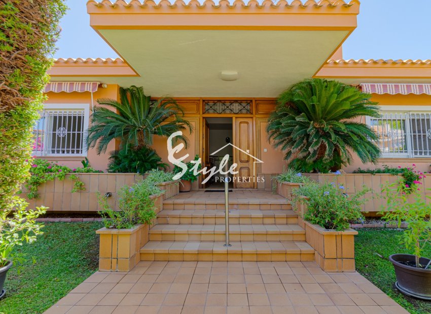 Reventa - Villa - Campoamor