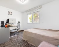 Reventa - Villa - Ciudad Quesada - avenida de las Naciones