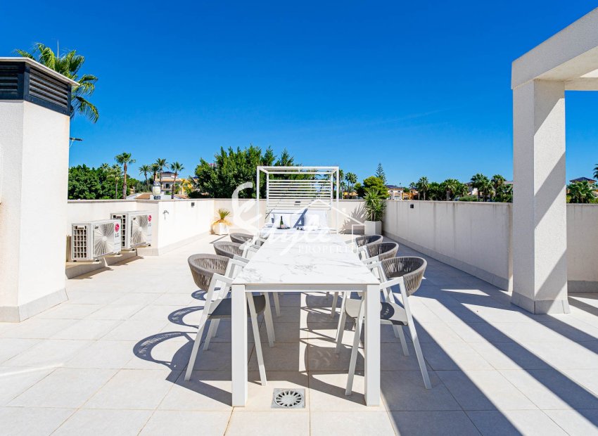 Reventa - Villa - Ciudad Quesada - Doña Pena
