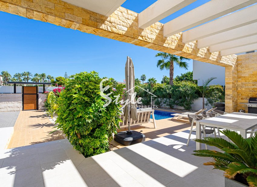 Reventa - Villa - Ciudad Quesada - Doña Pena