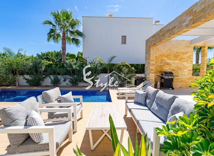 Reventa - Villa - Ciudad Quesada - Doña Pena